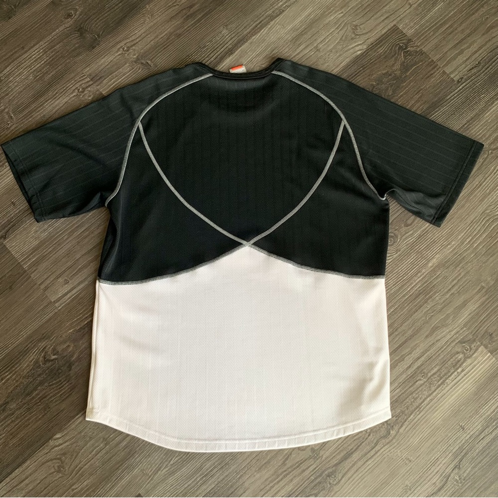 Mens Nike Team Training Duel Color Shirt - Picture 2 of 7
